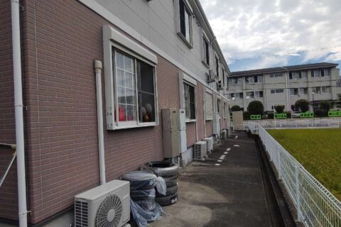 奈良県桜井市にある2階建の賃貸アパートの外壁塗装と屋根塗装の施工画像