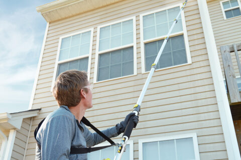 塗装専門店と工務店、どちらが外壁工事に向いている？｜奈良で失敗しない業者選び【ひなたペイント】