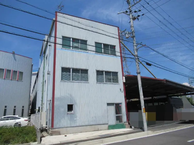 奈良県生駒市の工場（工業所）の外壁塗装、屋根塗装工事の施工事例の画像